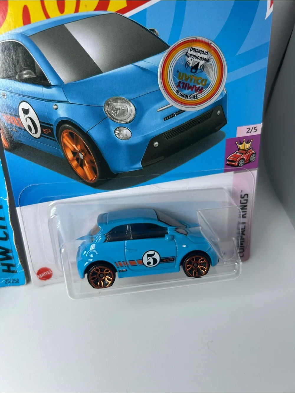 Hot Wheels Fiat Lot Of 2x - Treasure Hunt Fiat 500 Blue & White HW City NEW 2015